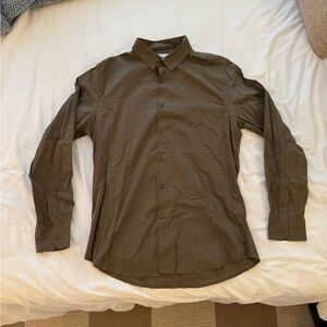 Onia Casual Olive Button Down